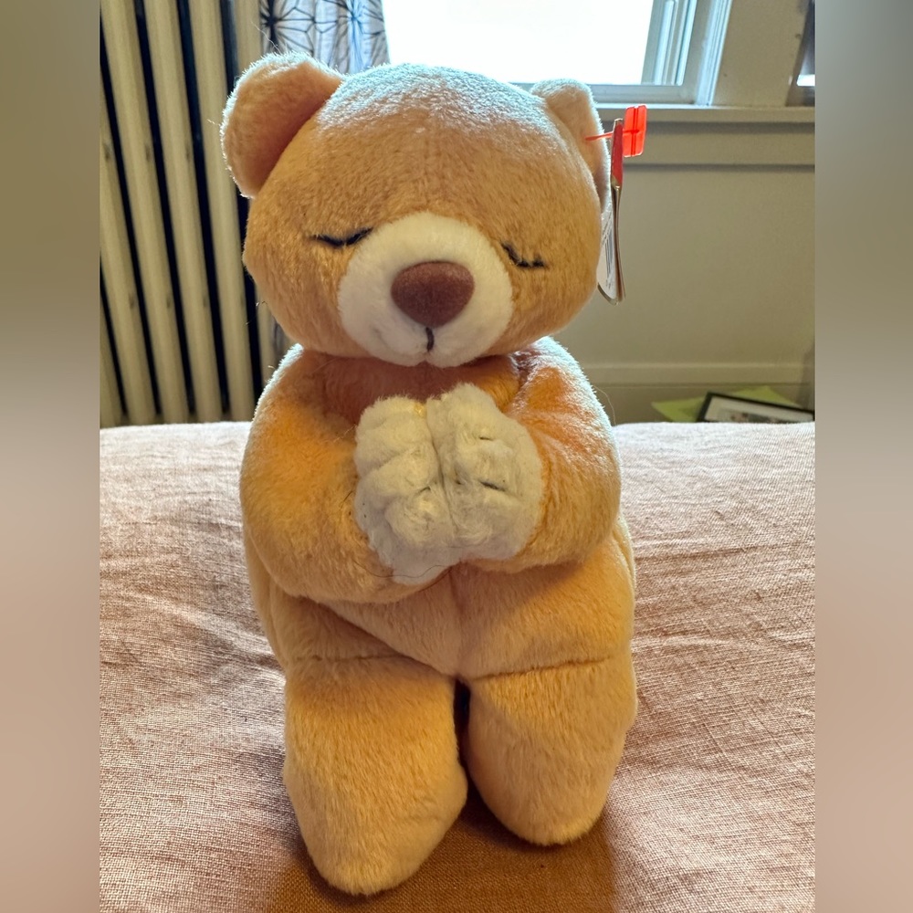 Retired 1998 Ty Beanie Baby "Hope" the Praying Bear with Rare Tag Errors